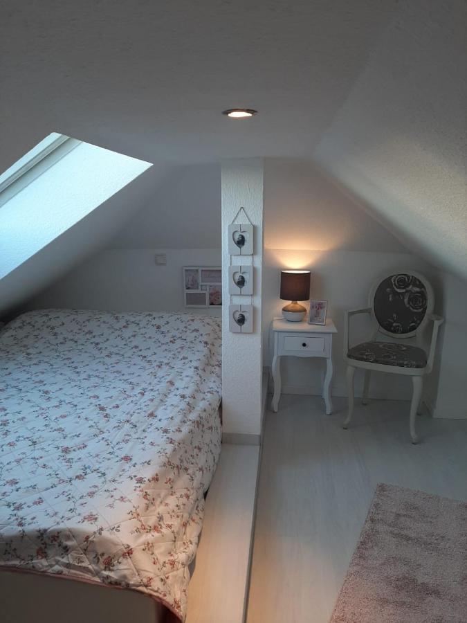 Ferienwohnung Auszeit Rheingauer Rosengasse Johannisberg Exterior foto